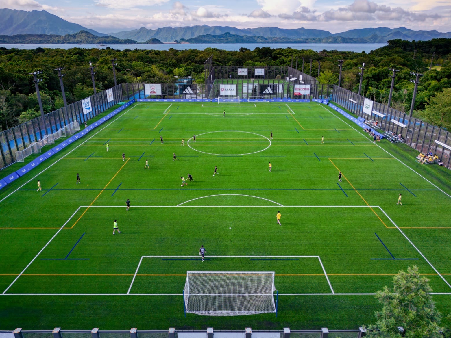 AC米兰逆转上演经典战役