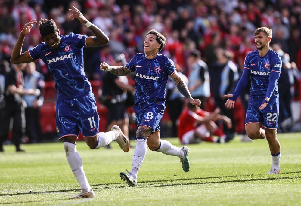 林加德参加综艺展示自己在首尔的生活，住豪华公寓+喜欢护肤