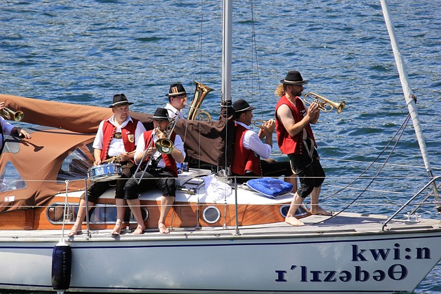 上做出更多 上做出更多